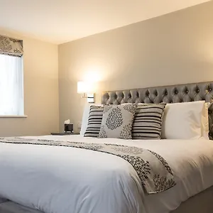 The Maple Manor Hotell