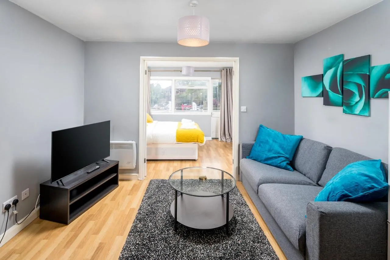 Sublime Stays Caledonian House Near Gatwick Airport Crawley  0*, Crawley (West Sussex) United Kingdom
